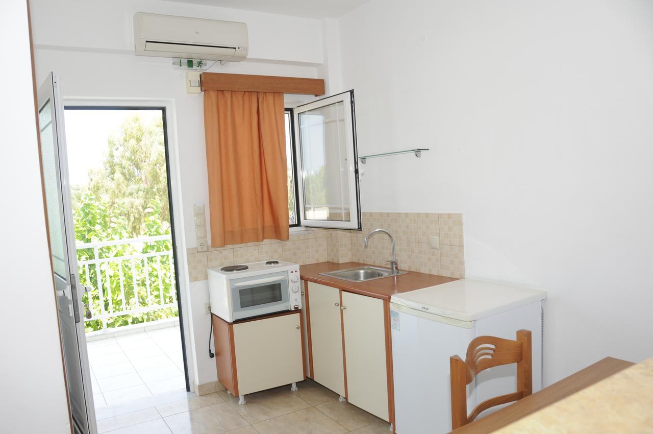 Apartments Hotel Alexandros Arkoudi Exterior photo
